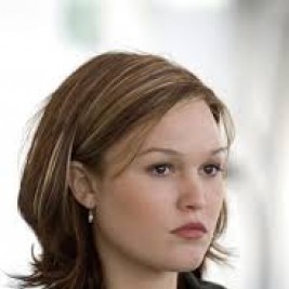 Julia Stiles